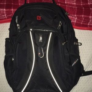 Like new Swiss Gear back pack